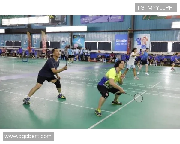 西安羽毛球队的训练与比赛状态全景揭秘助力羽毛球运动发展 西安羽毛球队的训练与比赛状态全景揭秘助力羽毛球运动发展