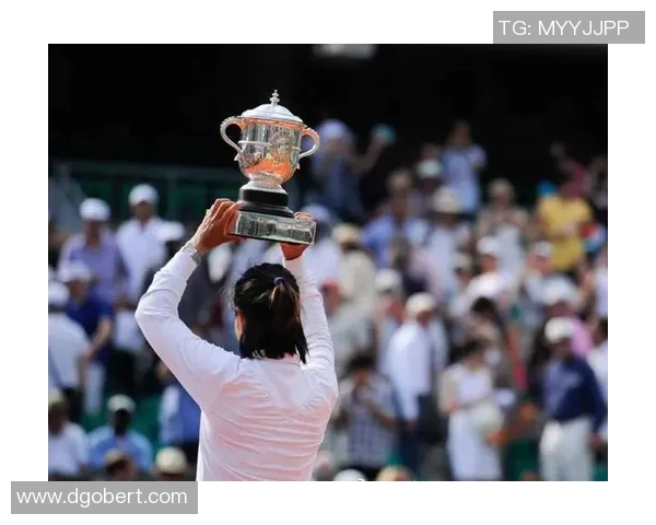 深度对话:杨敏如何在网球世界中追寻梦想与挑战人生 深度对话:杨敏如何在网球世界中追寻梦想与挑战人生